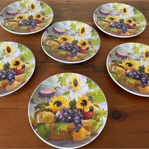 Santa Barbara Sunflower and Grapes Decorative Plates Set